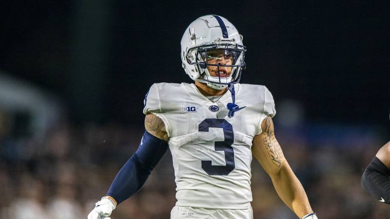 Penn State wide receiver Parker Washington (3) during an NCAA football game on Thursday, Sept....